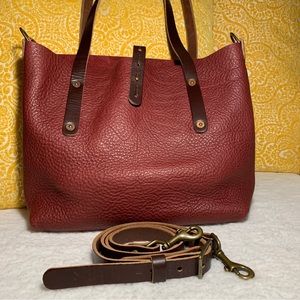 Go Forth Goods Small Avery Leather Tote Bag in Burgundy